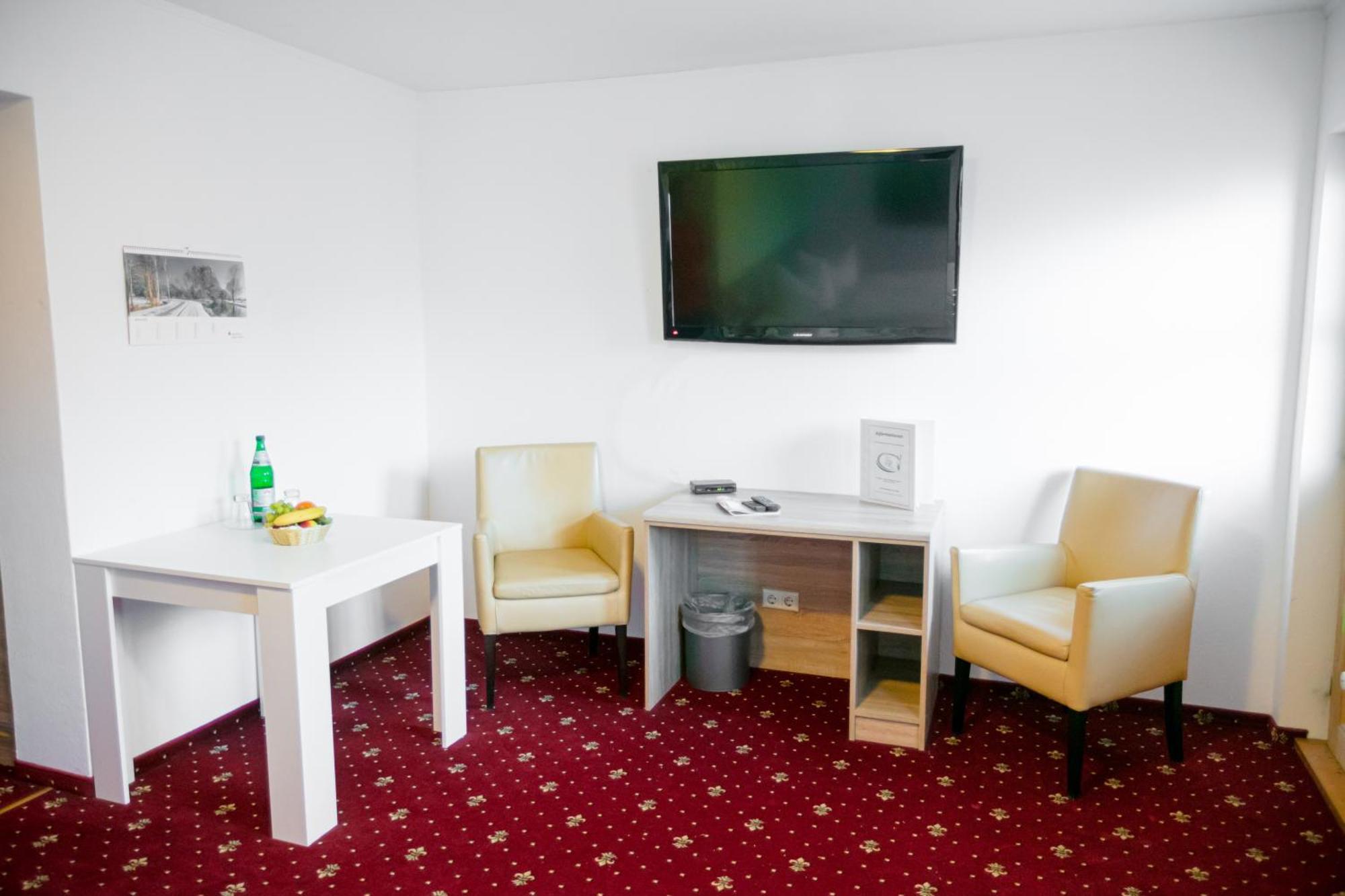 Hotel Zum Goldenen Loewen Peitz Екстериор снимка