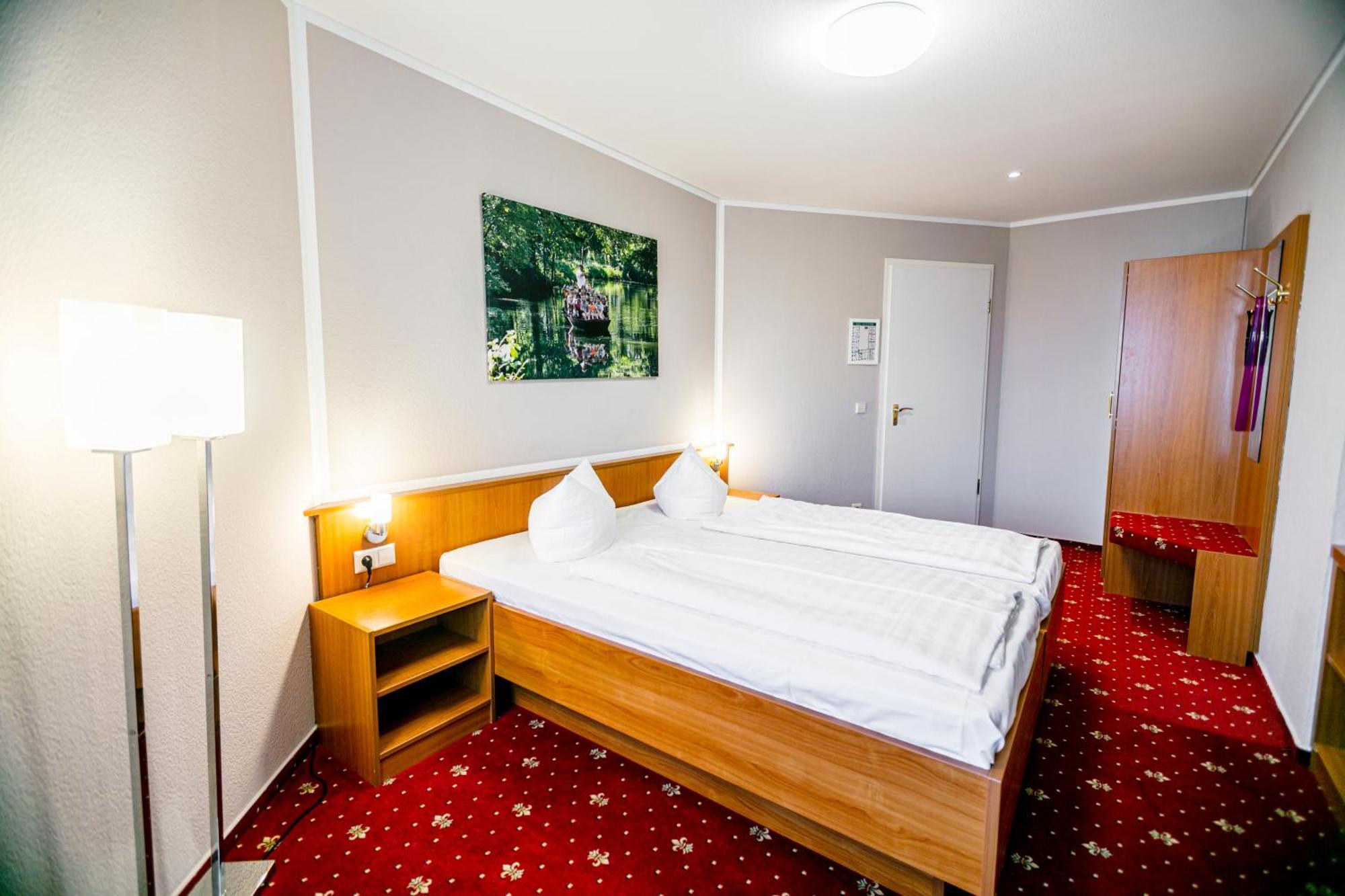 Hotel Zum Goldenen Loewen Peitz Екстериор снимка
