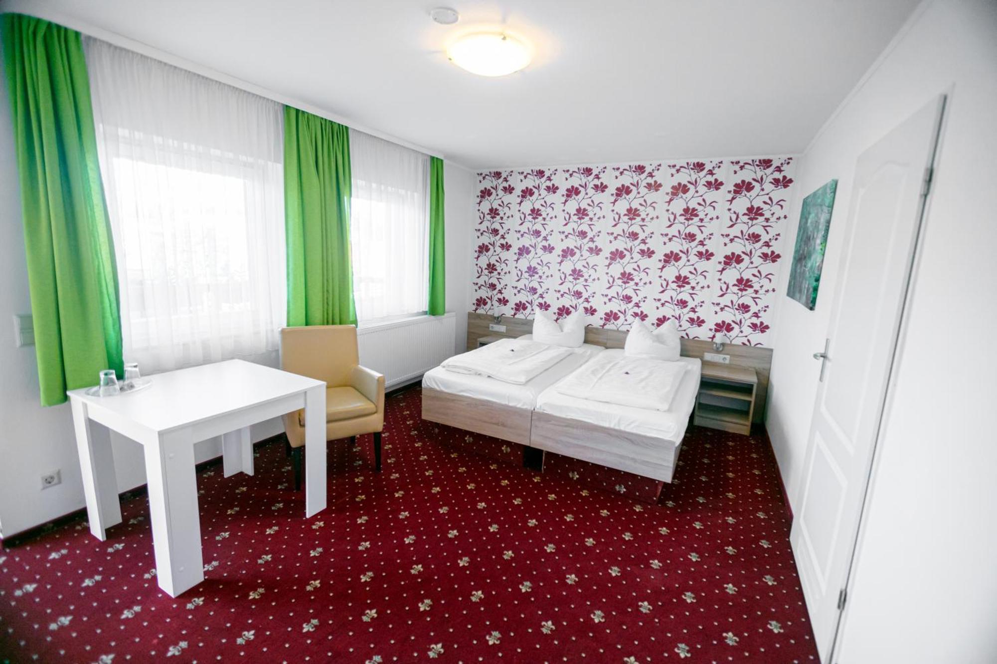 Hotel Zum Goldenen Loewen Peitz Екстериор снимка