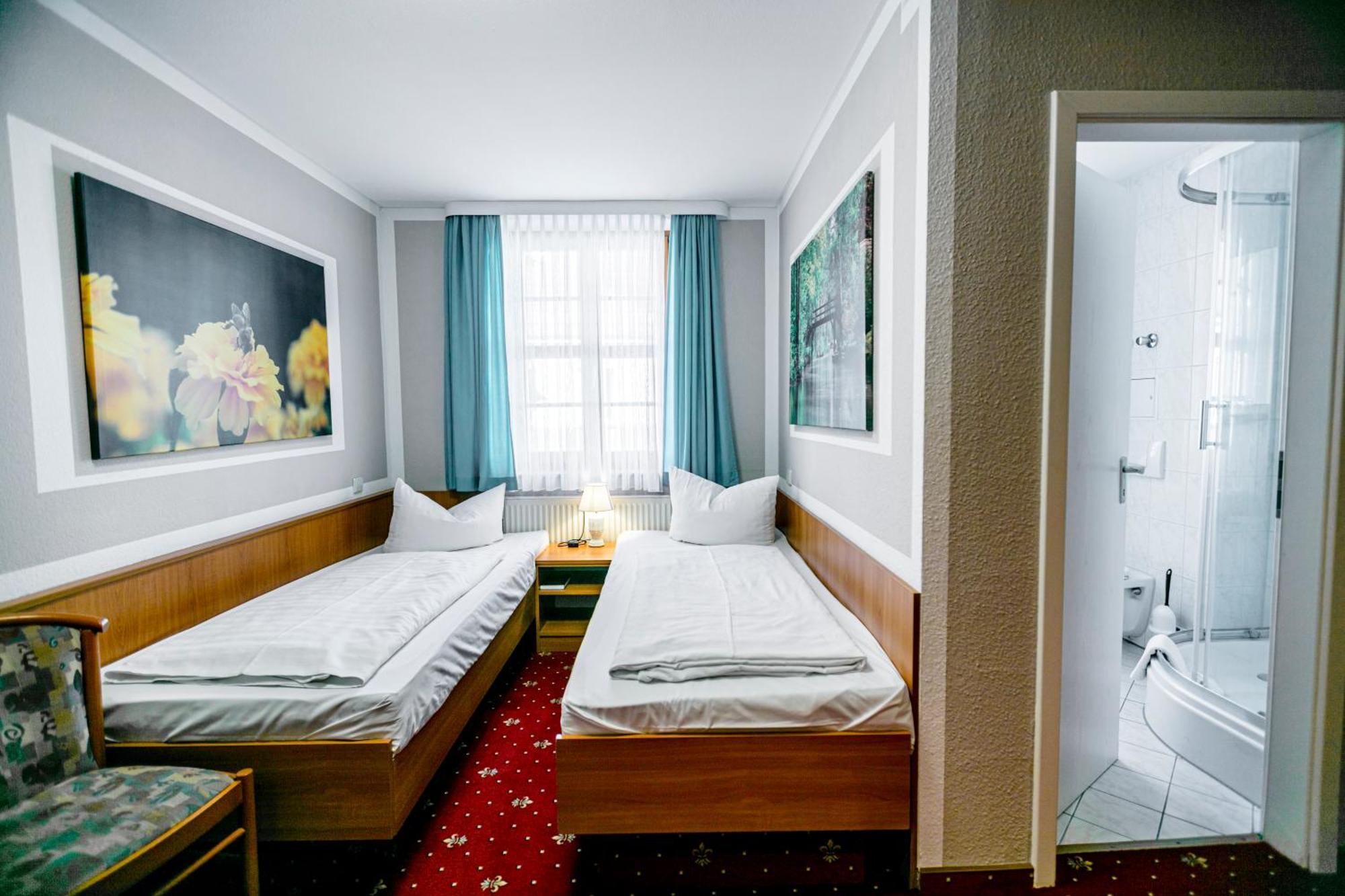 Hotel Zum Goldenen Loewen Peitz Екстериор снимка
