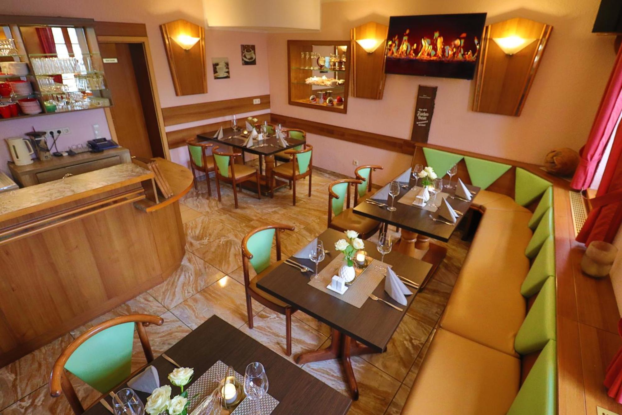 Hotel Zum Goldenen Loewen Peitz Екстериор снимка